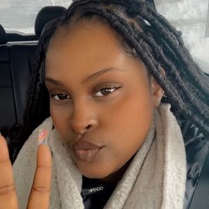 Meet your Posher, Venus